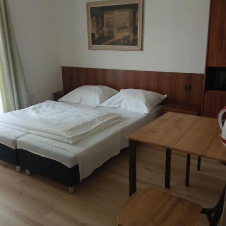 Apartmany Sedmikraska Tehovec Ngoại thất bức ảnh
