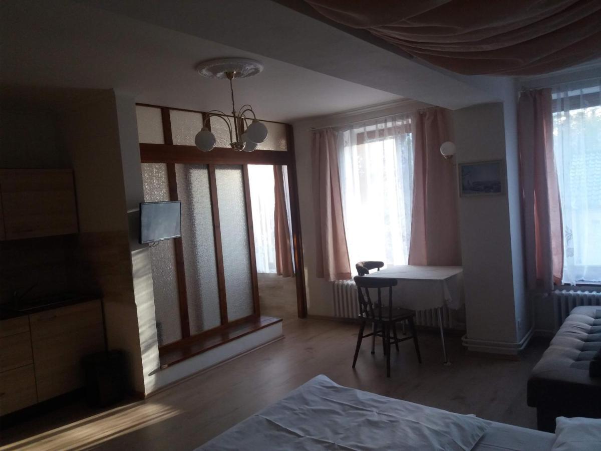 Apartmany Sedmikraska Tehovec Ngoại thất bức ảnh